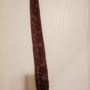 Brown skinny scarf